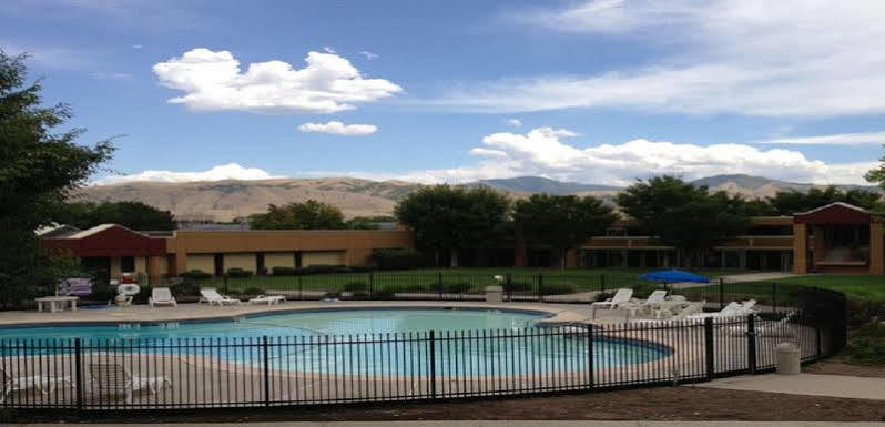 Ramada By Wyndham Salt Lake City North Temple Ngoại thất bức ảnh