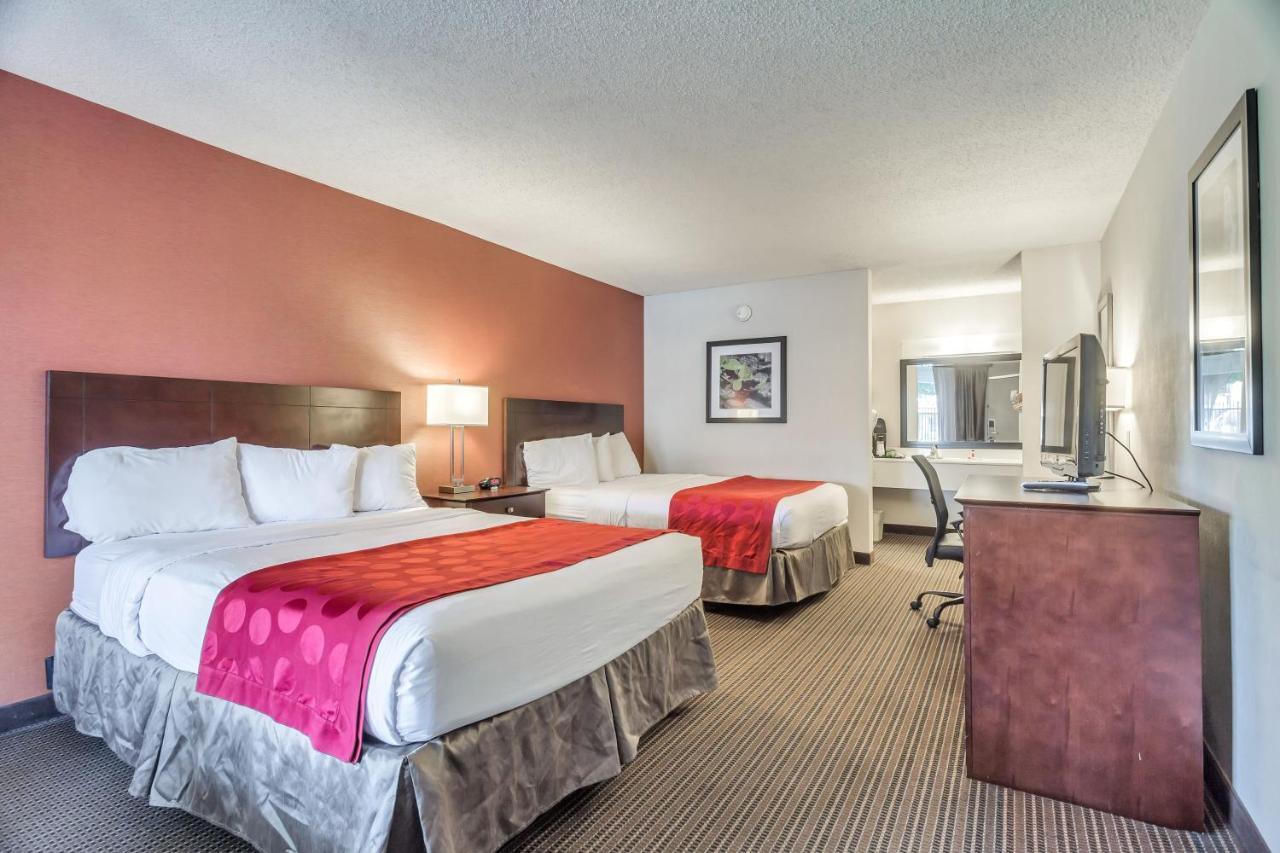 Ramada By Wyndham Salt Lake City North Temple Ngoại thất bức ảnh
