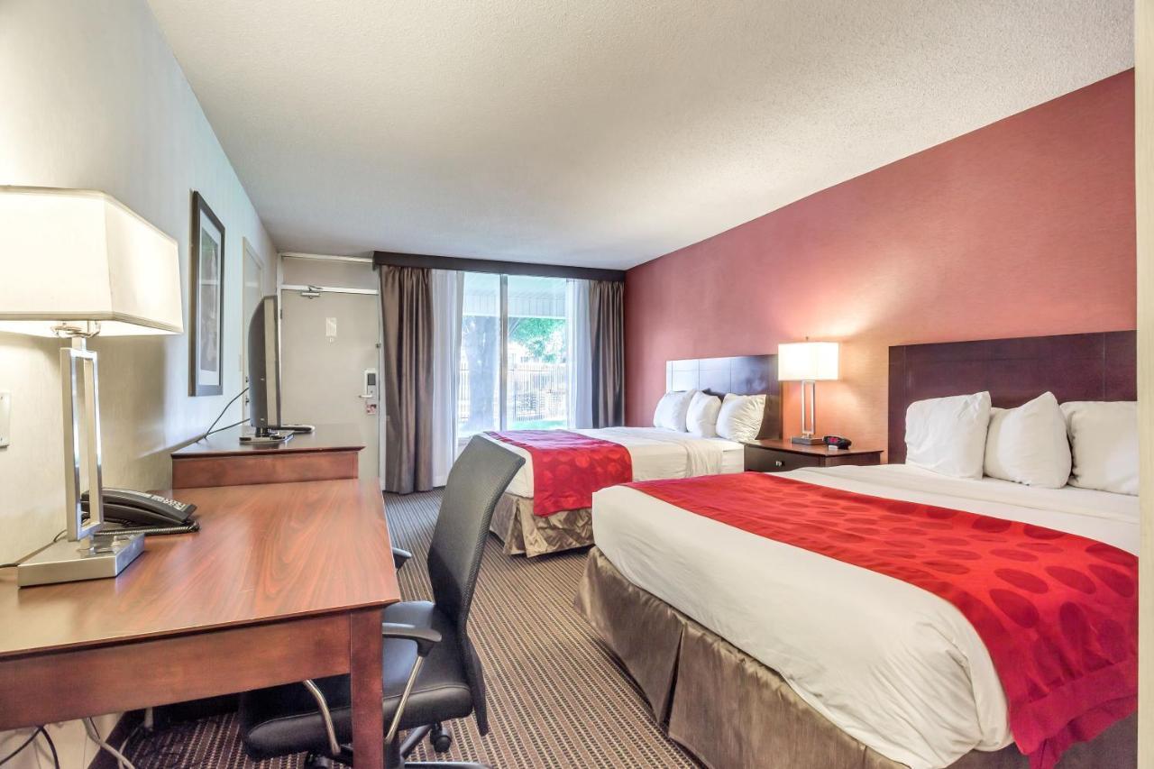 Ramada By Wyndham Salt Lake City North Temple Ngoại thất bức ảnh